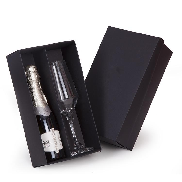 Kit Espumante Chandon Personalizado com Taça e Caixa: AL117