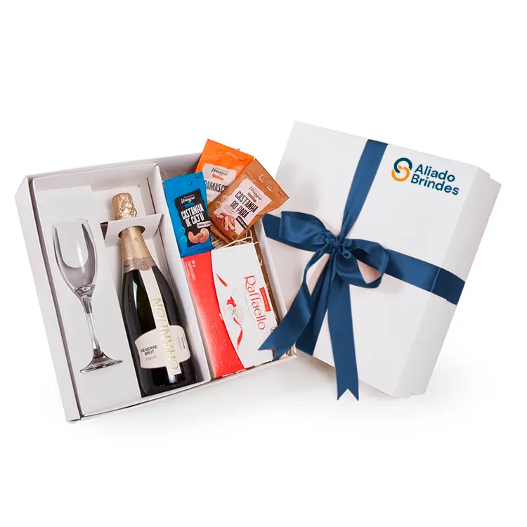 Kit Chandon com Snacks Personalizado de Final de Ano: AL100